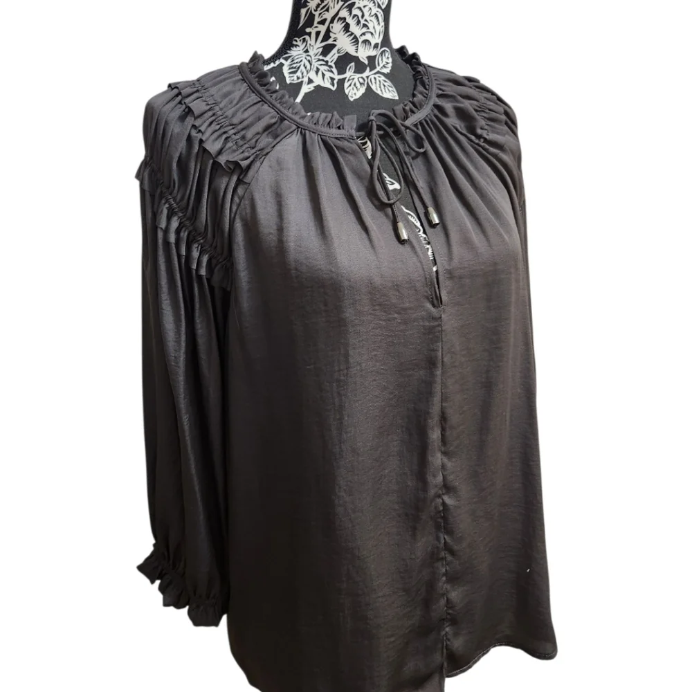 Hashtag In Trend Ruffle Shoulder Top - Picture 2 of 8